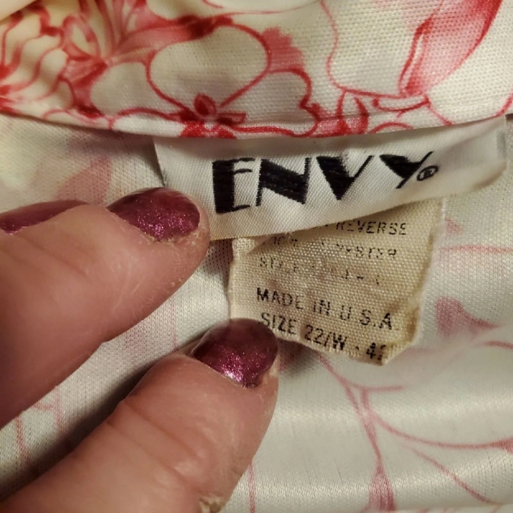 Shirt - Picture 2 of 2